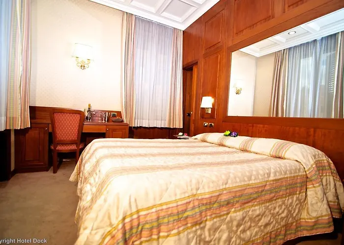 Hotel Dock Rom